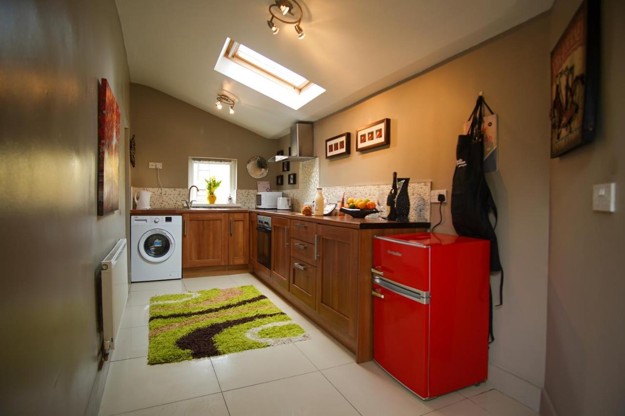 Charming 2-Bed House In West Cork Cupid'S Cottage Kealkill Exteriör bild